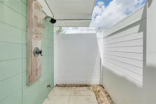 1429 Lemon Bay Dr, Englewood, FL 34223 - Photo 37