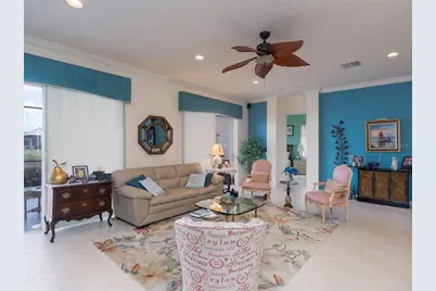 6725 41st Street Circle E, Sarasota, FL 34243 - Photo 13