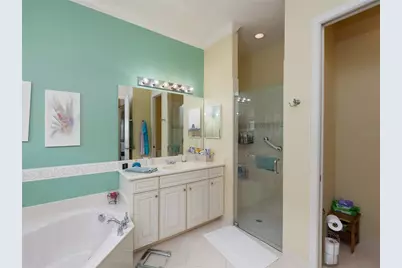 6725 41st Street Circle E, Sarasota, FL 34243 - Photo 31