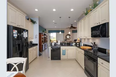 6725 41st Street Circle E, Sarasota, FL 34243 - Photo 19