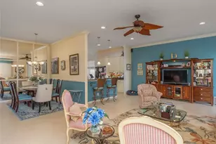 6725 41st St Cir E, Sarasota, FL 34243 - Photo 9
