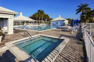 268 Southampton Dr, Venice, FL 34293 - Photo 45