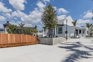 268 Southampton Dr, Venice, FL 34293 - Photo 93