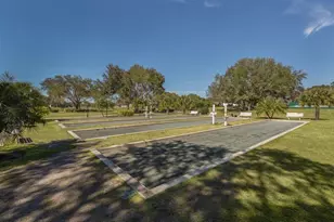 268 Southampton Dr, Venice, FL 34293 - Photo 41