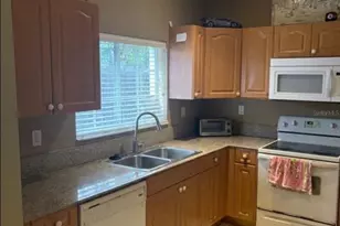 7668 S Stonecreek Circle, Hollywood, FL 33024 - Photo 3