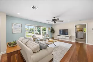 444 Baycrest Dr, Venice, FL 34285 - Photo 11
