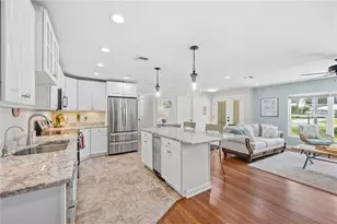 444 Baycrest Dr, Venice, FL 34285 - Photo 15