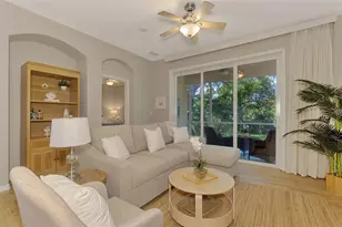 9349 Carnaby Dr, Venice, FL 34293 - Photo 15