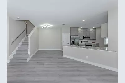 3941 Yellowstone Circle, Sarasota, FL 34233 - Photo 7