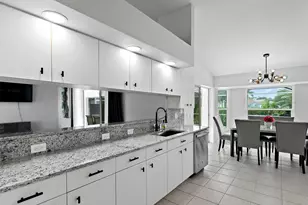 39 Long Meadow Ct, Rotonda West, FL 33947 - Photo 9