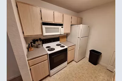 8809 Manor Loop #203, Bradenton, FL 34202 - Photo 11