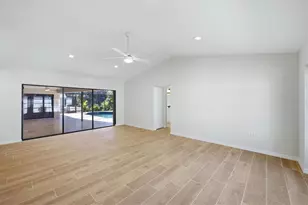 620 Hibiscus Dr, Venice, FL 34285 - Photo 15