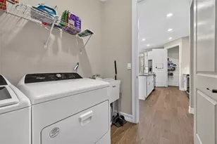 1292 Cobble Gln Dr, Port Charlotte, FL 33953 - Photo 29