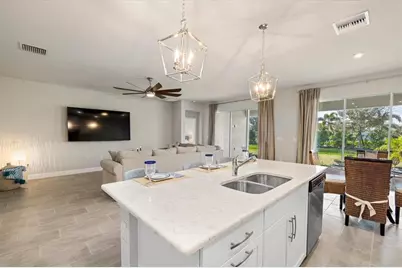 11925 Bohemian Place, Venice, FL 34293 - Photo 13