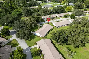 4206 Oakhurst Cir E, Sarasota, FL 34233 - Photo 59