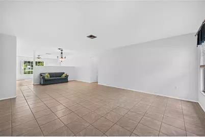 4206 Oakhurst Circle E #3075, Sarasota, FL 34233 - Photo 15