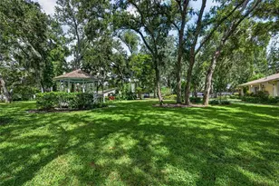 4206 Oakhurst Cir E, Sarasota, FL 34233 - Photo 63