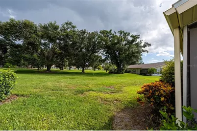 4206 Oakhurst Circle E #3075, Sarasota, FL 34233 - Photo 5