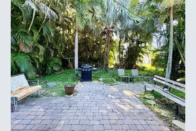 225 Magnolia Road, Venice, FL 34293 - Photo 19