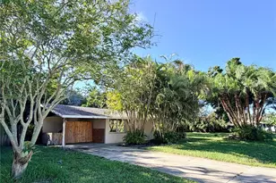 225 Magnolia Rd, Venice, FL 34293 - Photo 1