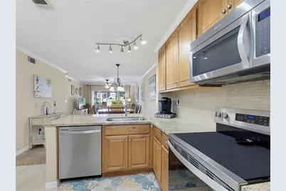 423 Cerromar Terrace #366, Venice, FL 34293 - Photo 7