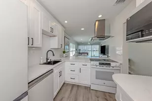 1400 Tarpon Center Dr, Venice, FL 34285 - Photo 29