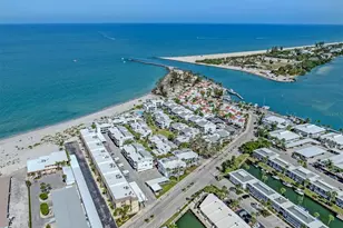 1400 Tarpon Center Dr, Venice, FL 34285 - Photo 5