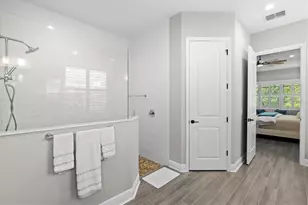 21221 Holmes Cir, Venice, FL 34293 - Photo 41