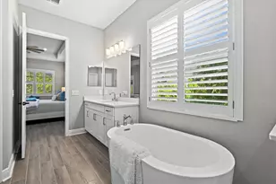 21221 Holmes Cir, Venice, FL 34293 - Photo 39