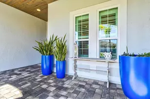 21221 Holmes Cir, Venice, FL 34293 - Photo 9