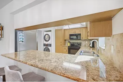 1041 Capri Isles Boulevard #216, Venice, FL 34292 - Photo 9