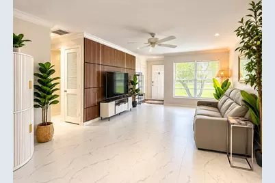 2979 Captiva Gardens Drive #22, Sarasota, FL 34231 - Photo 3