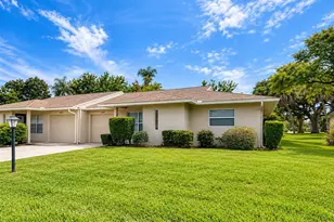 2979 Captiva Gardens Dr, Sarasota, FL 34231 - Photo 1