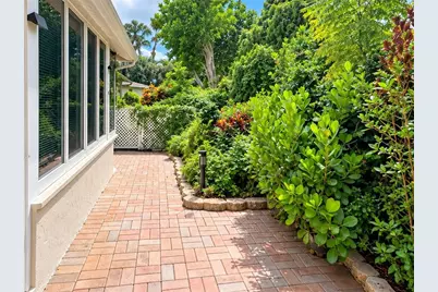 2979 Captiva Gardens Drive #22, Sarasota, FL 34231 - Photo 21