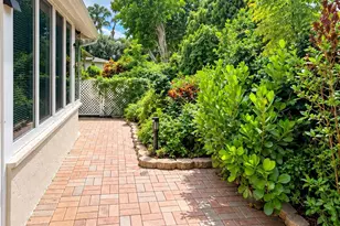 2979 Captiva Gardens Dr, Sarasota, FL 34231 - Photo 21