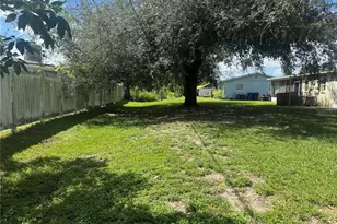 530 Briarwood Rd, Venice, FL 34293 - Photo 33