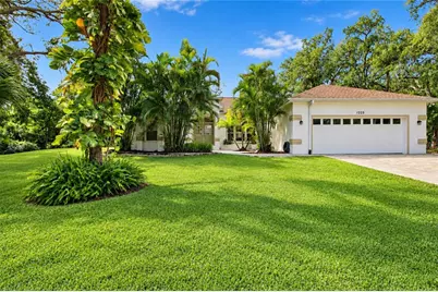 1225 Oak Tree Lane, Nokomis, FL 34275 - Photo 33