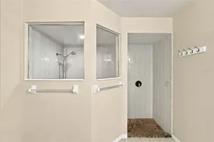 1225 Oak Tree Ln, Nokomis, FL 34275 - Photo 11