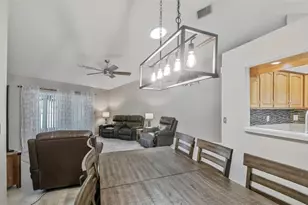 13105 Faulkner Pl, Riverview, FL 33579 - Photo 9