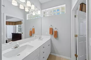 111 Woodbridge Dr, Venice, FL 34293 - Photo 21