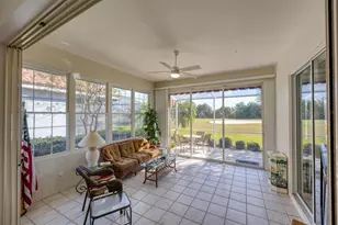 446 Pinewood Lake Dr, Venice, FL 34285 - Photo 13