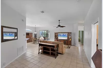 446 Pinewood Lake Drive, Venice, FL 34285 - Photo 7