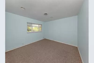 324 Ponce De Leon Avenue, Venice, FL 34285 - Photo 23