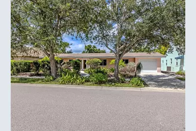 324 Ponce De Leon Avenue, Venice, FL 34285 - Photo 1