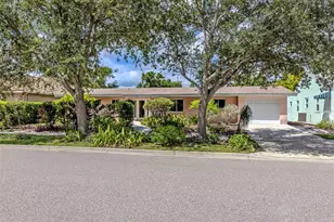 324 Ponce De Leon Ave, Venice, FL 34285 - Photo 1
