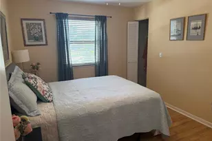 634 Bird Bay Dr E, Venice, FL 34285 - Photo 13