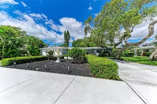 1837 Upper Cove Terrace, Sarasota, FL 34231 - Photo 5