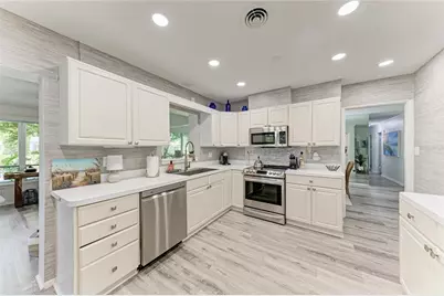 1837 Upper Cove Terrace, Sarasota, FL 34231 - Photo 17