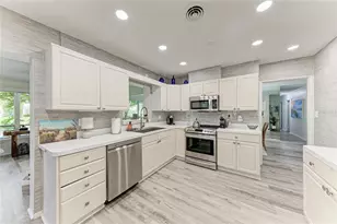 1837 Upper Cove Terrace, Sarasota, FL 34231 - Photo 17