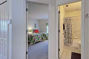 201 King Palm Ct, Venice, FL 34292 - Photo 7